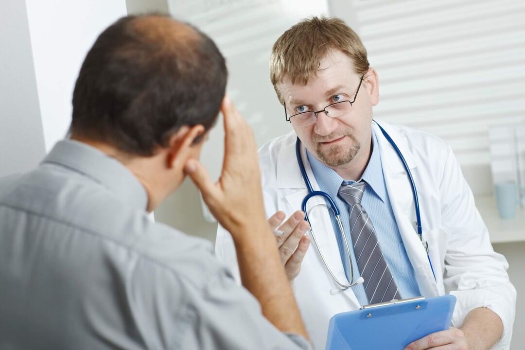 cita con el médico para la prostatitis bacteriana